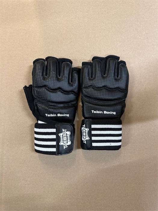 Перчатки для тхэквондо черные Taibin Boxing a9fbdbf7-8a2d-11f0-0a80-09b40006c294 - фото 3478