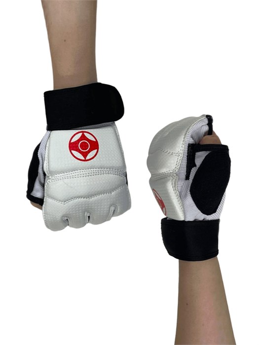 Перчатки для каратэ Киокуcинкай b45daab9-333e-11ef-0a80-089400006f2e - фото 4009