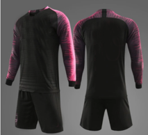 Футбольная форма черная с розовым c717c1b1-202d-11f0-0a80-06810008bdea - фото 4511