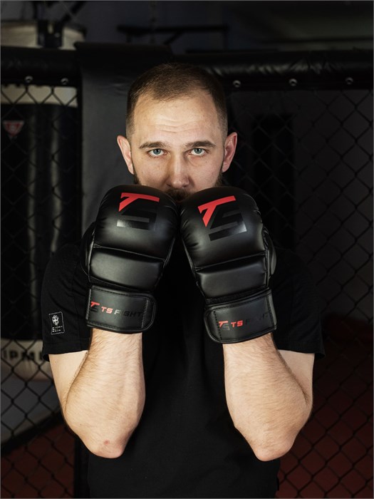 Перчатки для ММА черные Tomorrow Star fe085681-04a0-11f0-0a80-0da9001c9543 - фото 5466