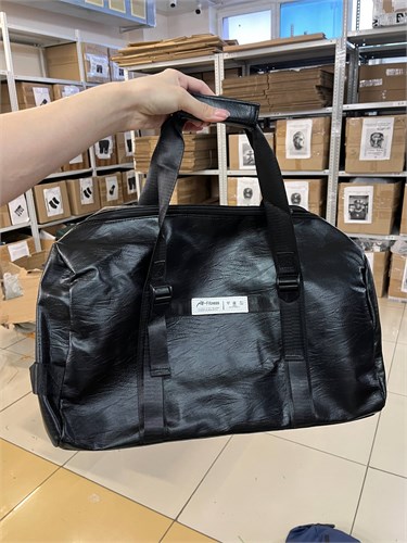 Сумка спортивная Fitness Tomorrow Star черная 7a1e2e07-e617-11f0-0a80-1a2200511103 - фото 5528