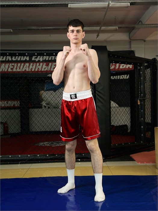 Шорты для кикбоксинга красные Tomorrow Star T01491 - фото 965