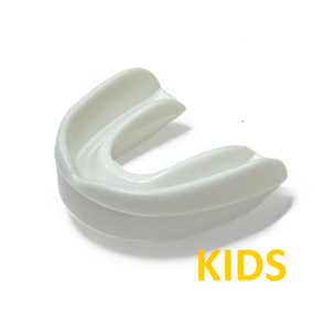 Капа боксерская LONE STAR детская с футляром (ONE, белый) 65b1f71a-0604-11ef-0a80-134d0021820f