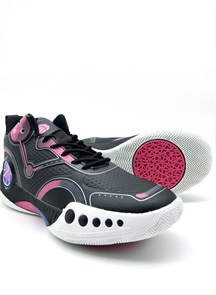 Баскетбольные кроссовки black and pink d76906d0-1061-11f0-0a80-091e001c7e1b